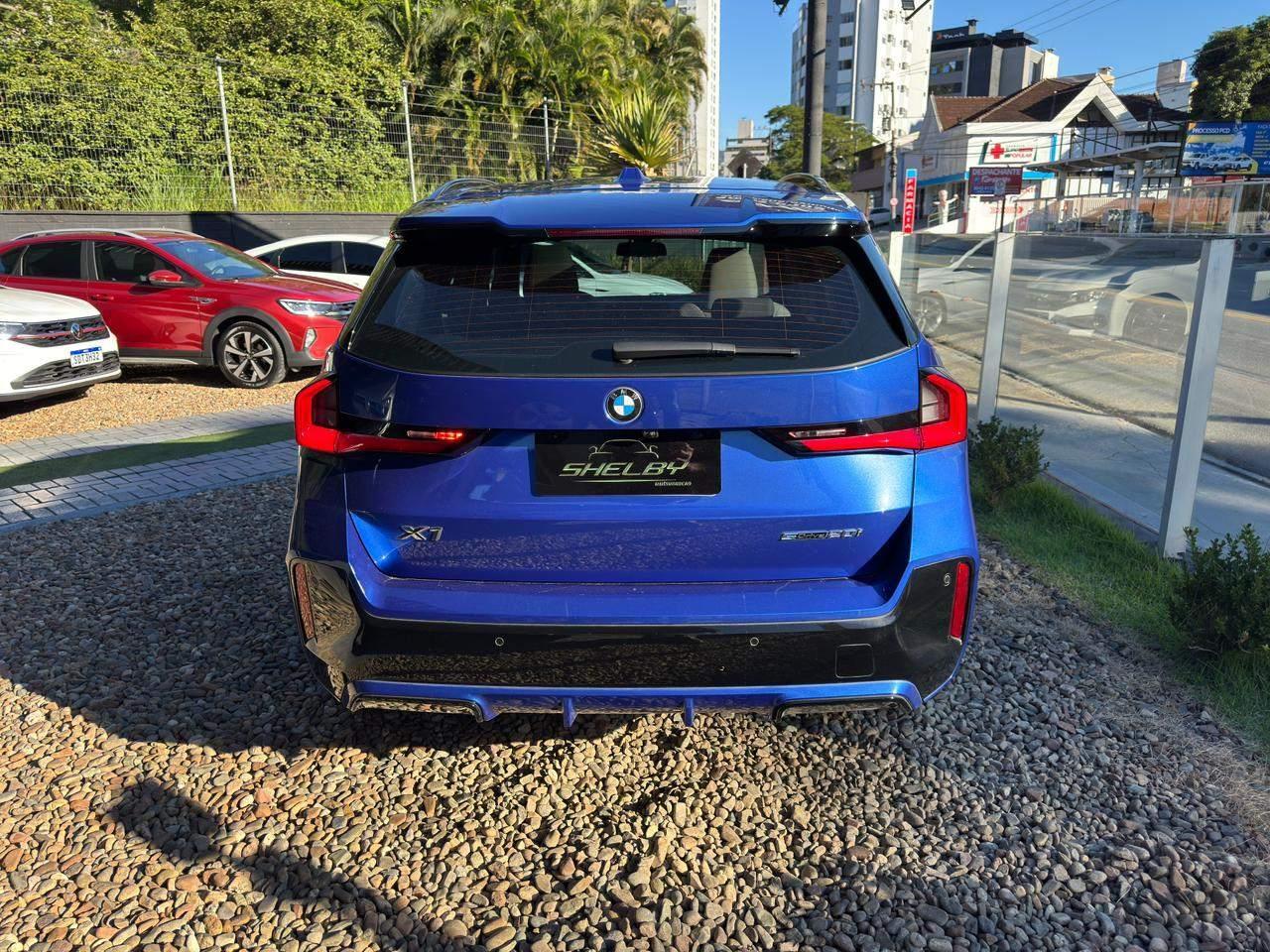 Foto número 676404 do veiculo