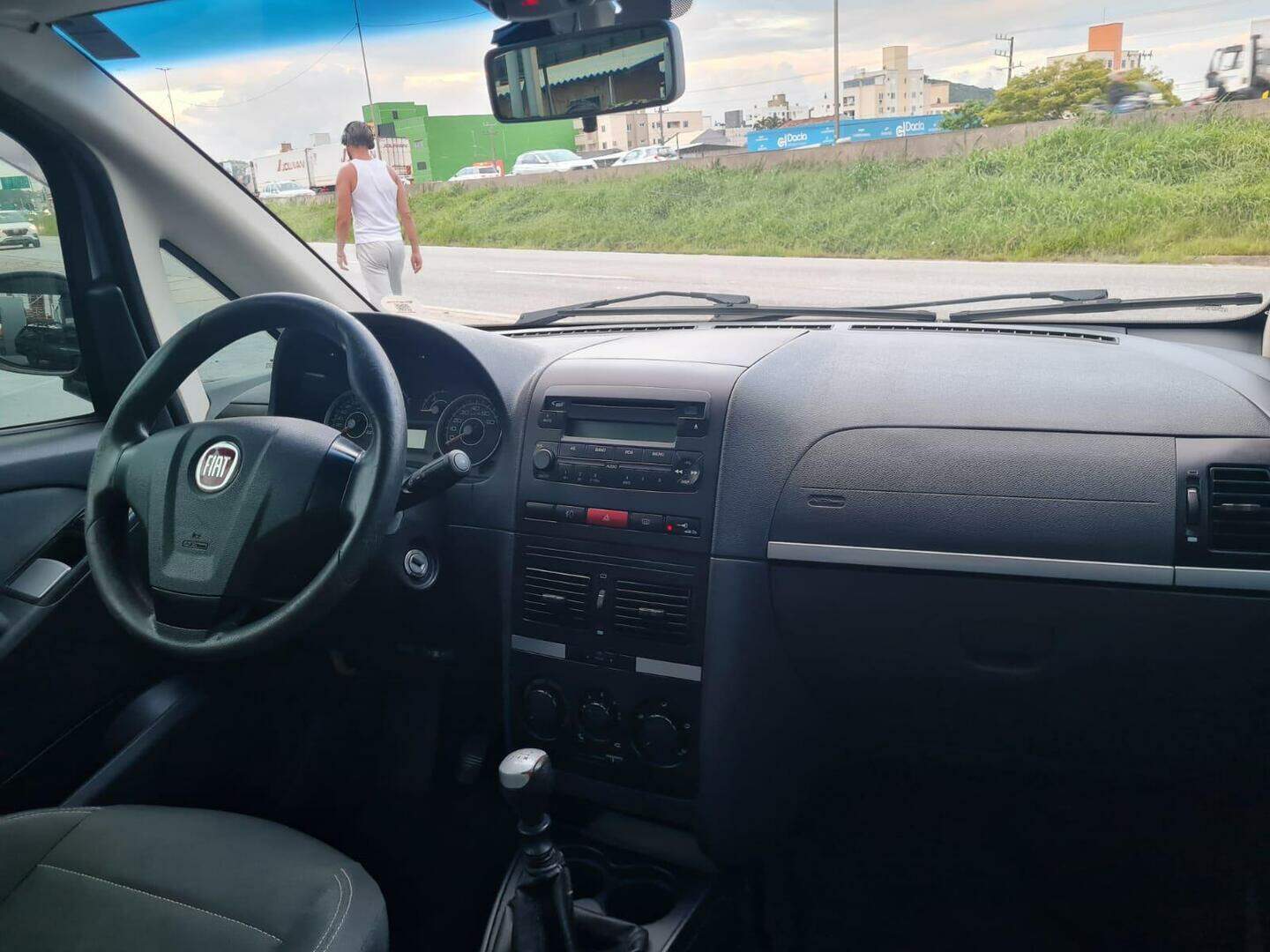Foto número 646744 do veiculo
