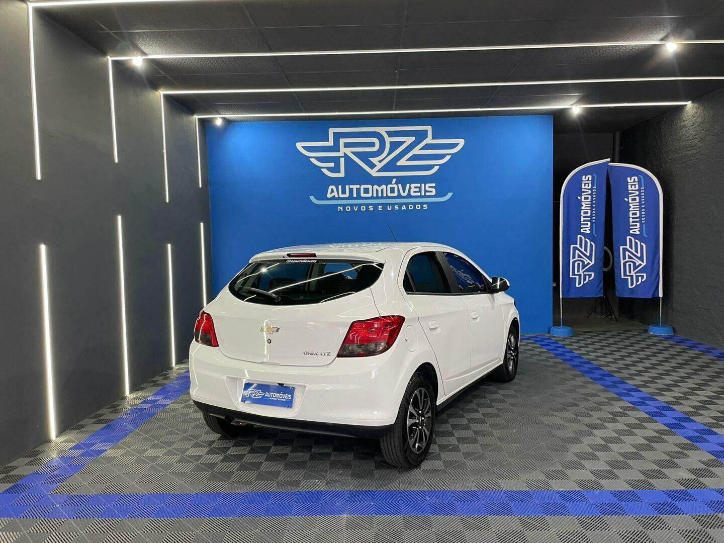 Foto número 675536 do veiculo