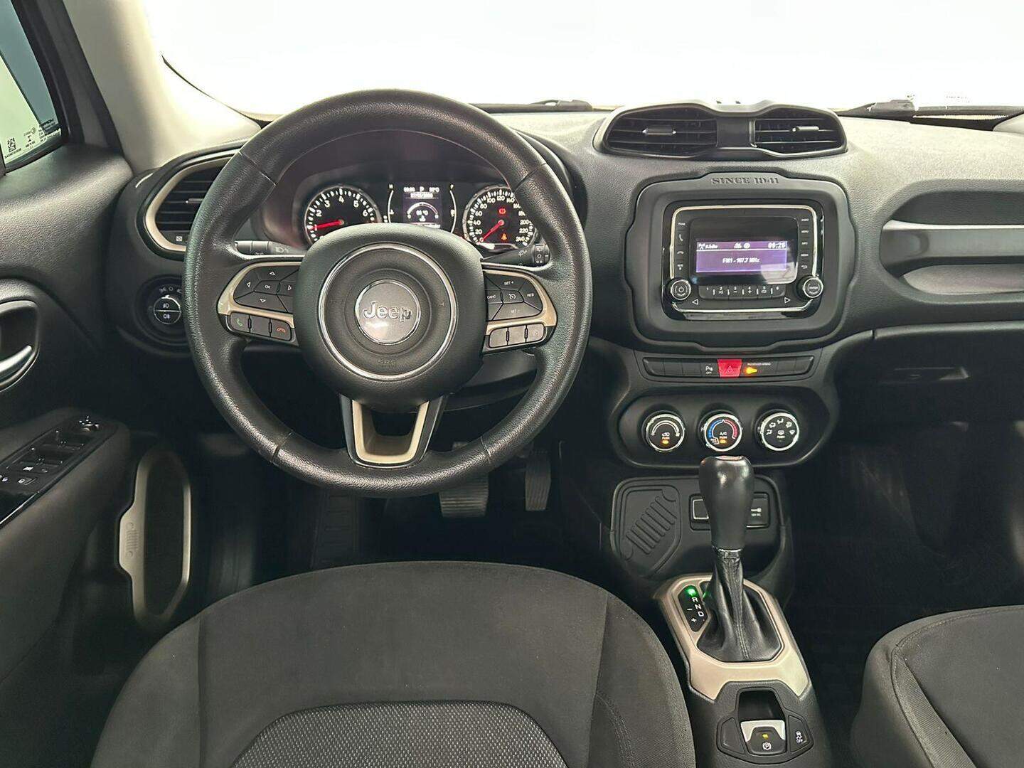 Foto número 685841 do veiculo