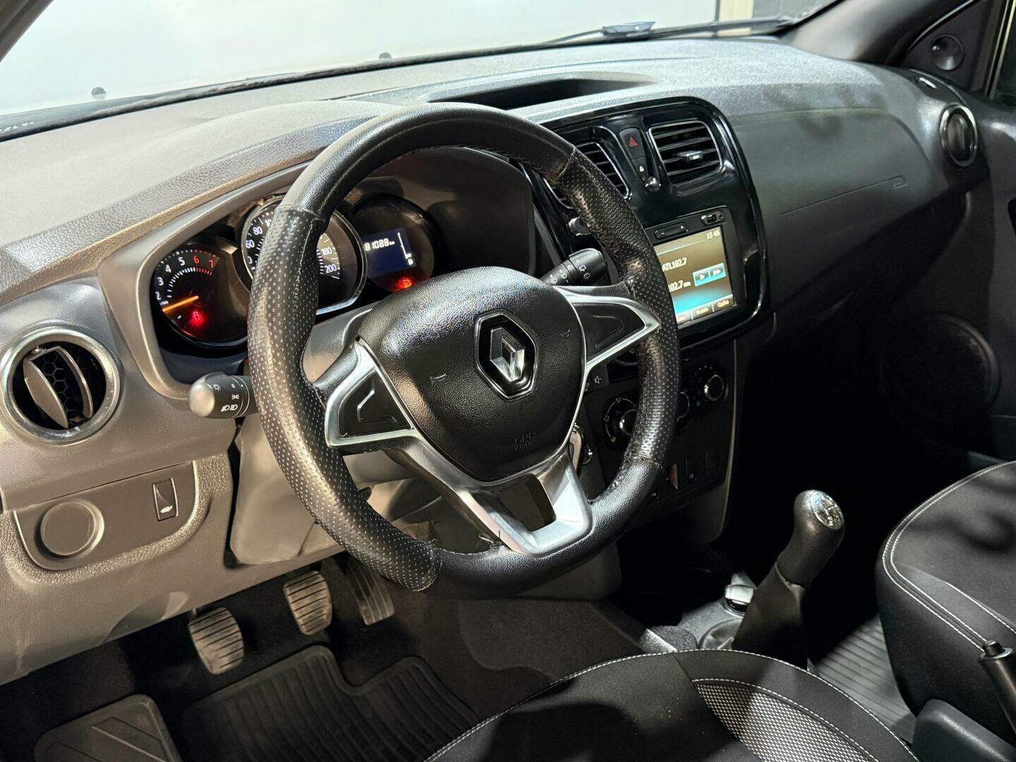 Foto número 698432 do veiculo