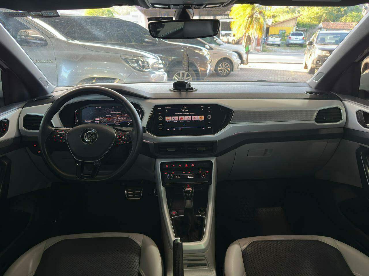 Foto número 742692 do veiculo