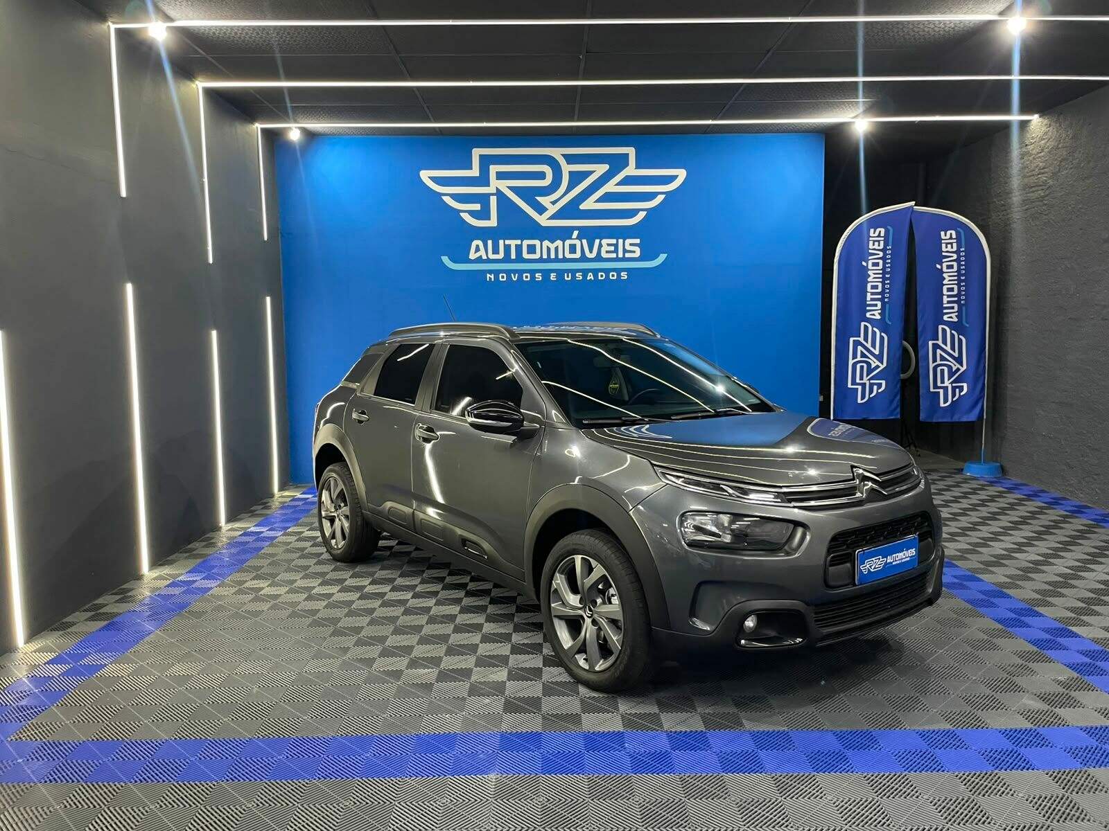 Foto número 714860 do veiculo