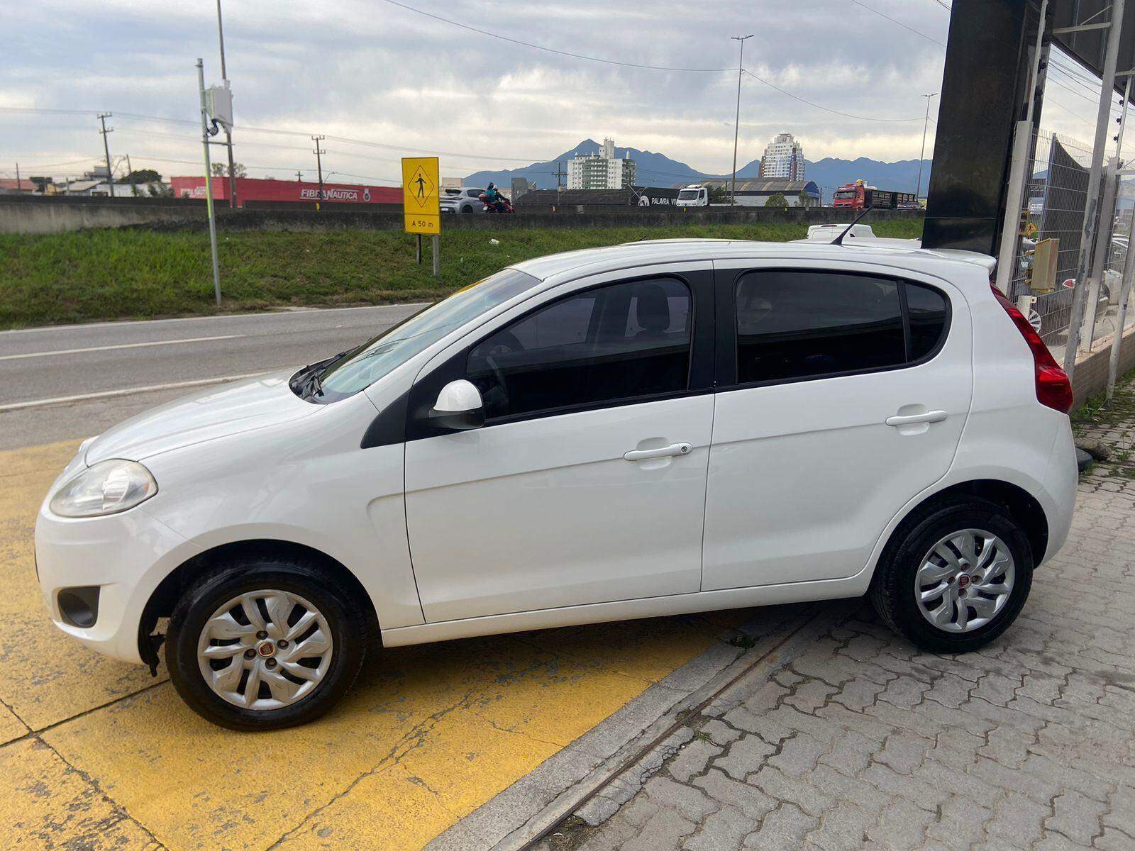 Foto número 739633 do veiculo