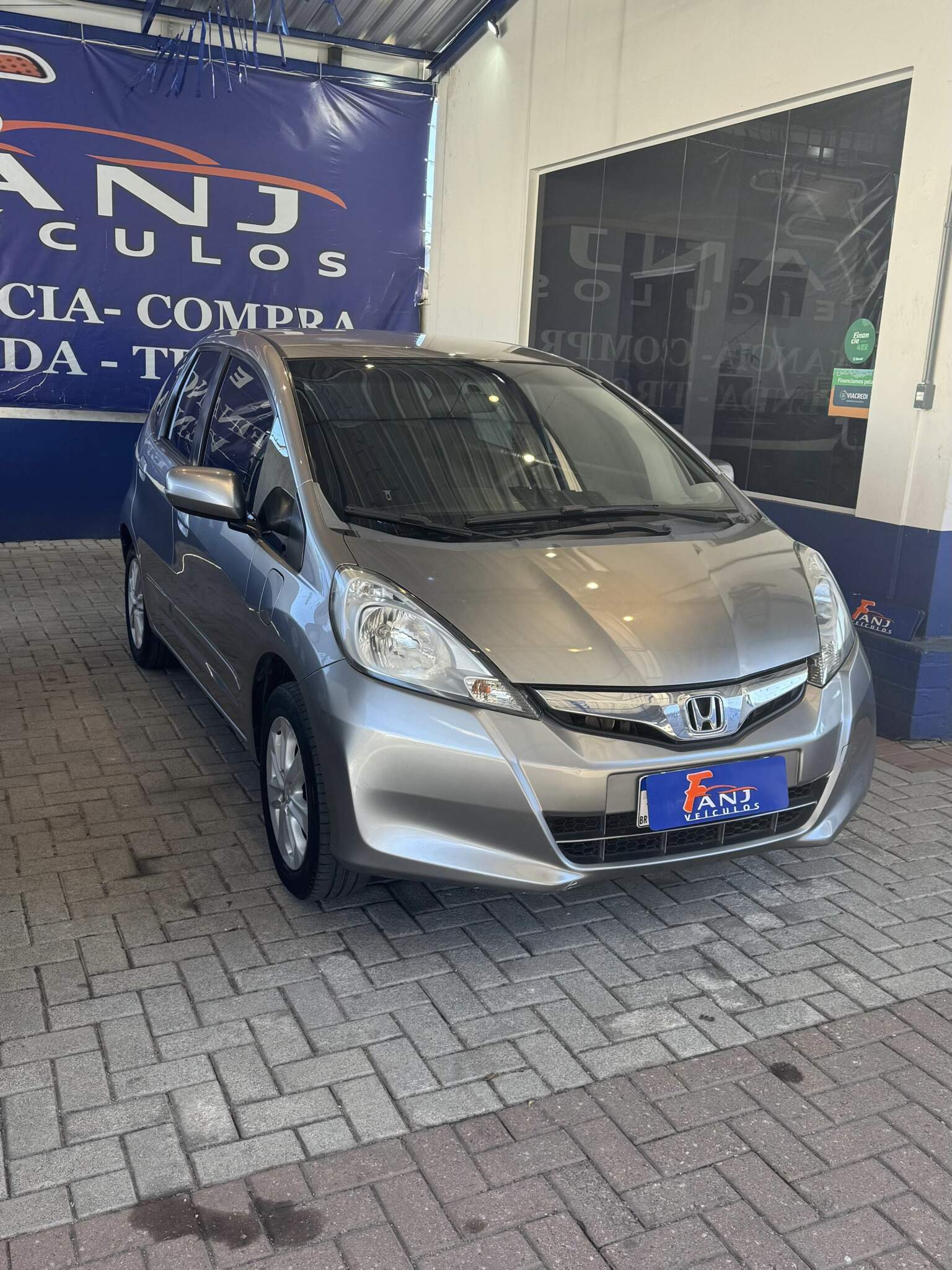 Foto número 753948 do veiculo