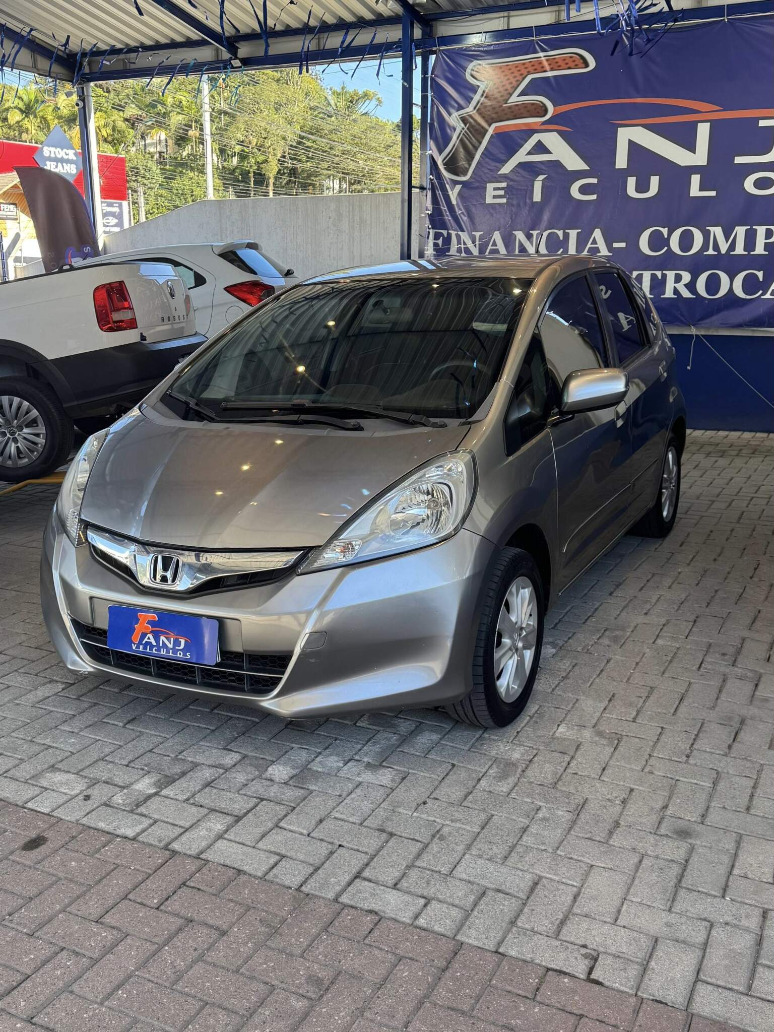 Foto número 753947 do veiculo