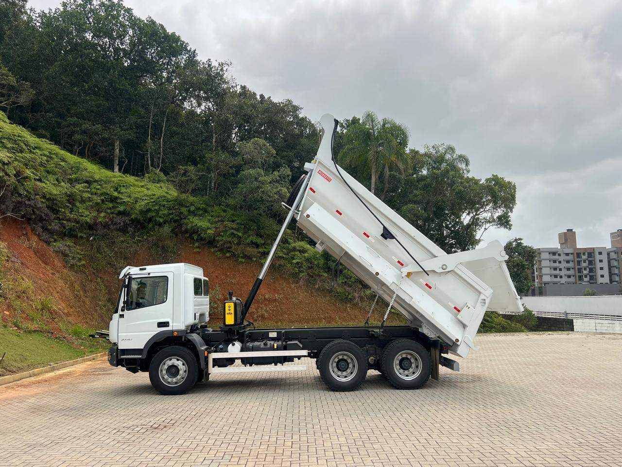 Foto número 769814 do veiculo