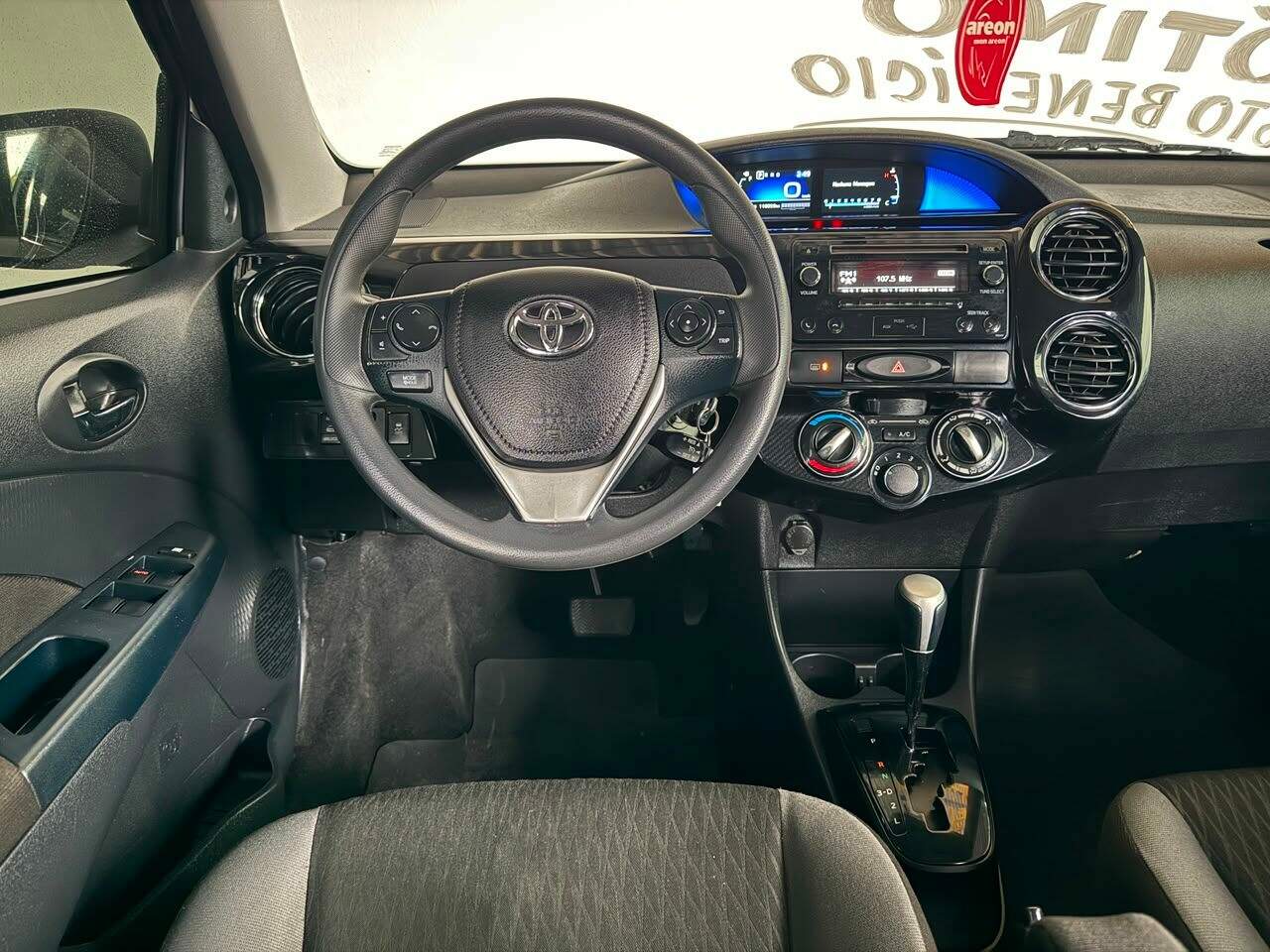 Foto número 784543 do veiculo