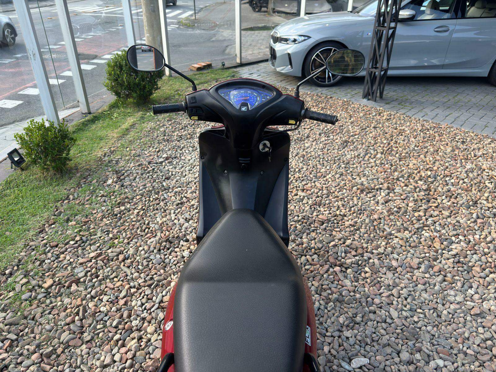 Foto número 748376 do veiculo