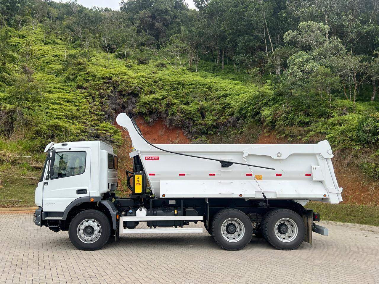 Foto número 769813 do veiculo
