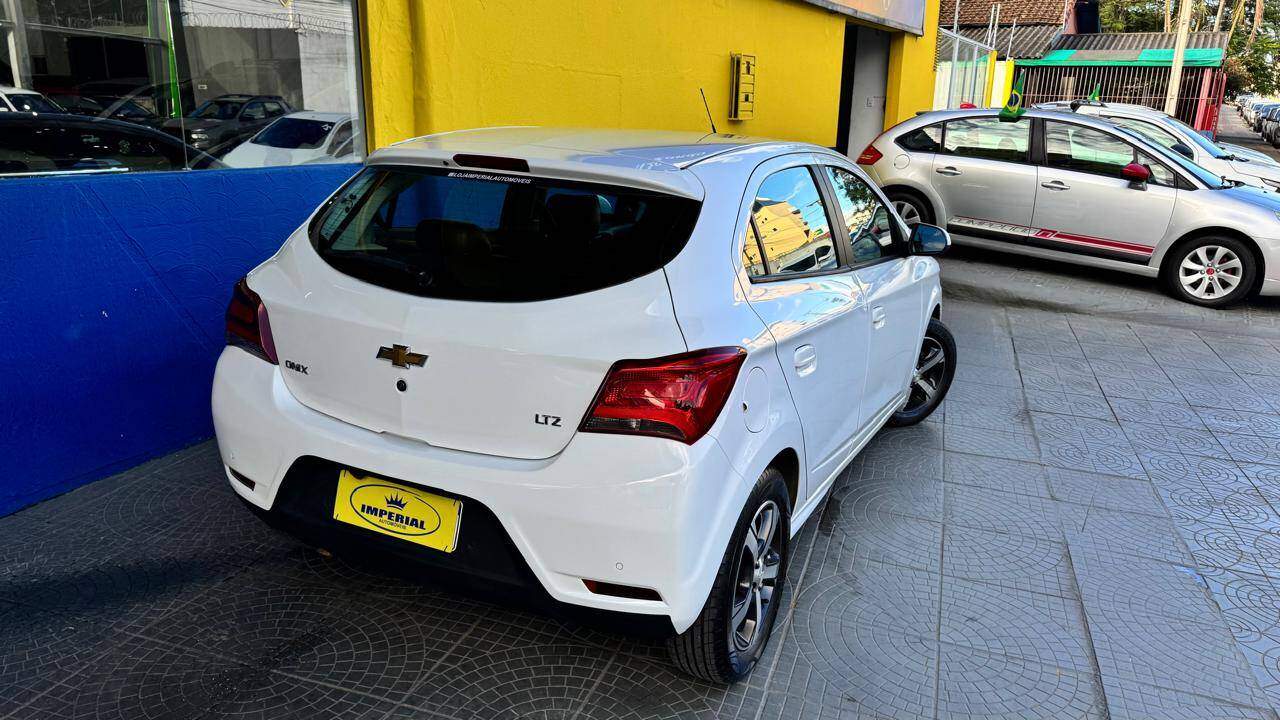 Foto número 780665 do veiculo