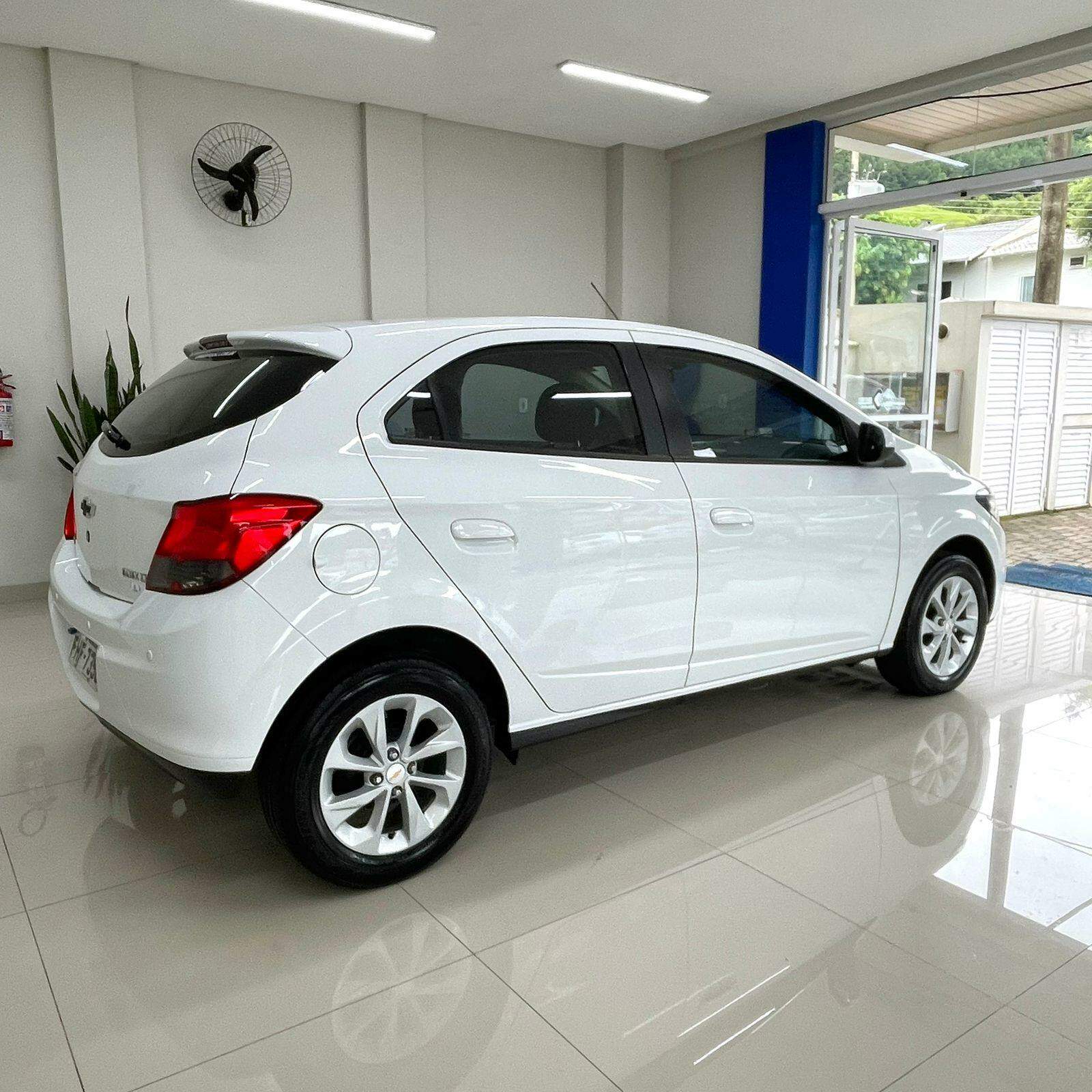 Foto número 796680 do veiculo