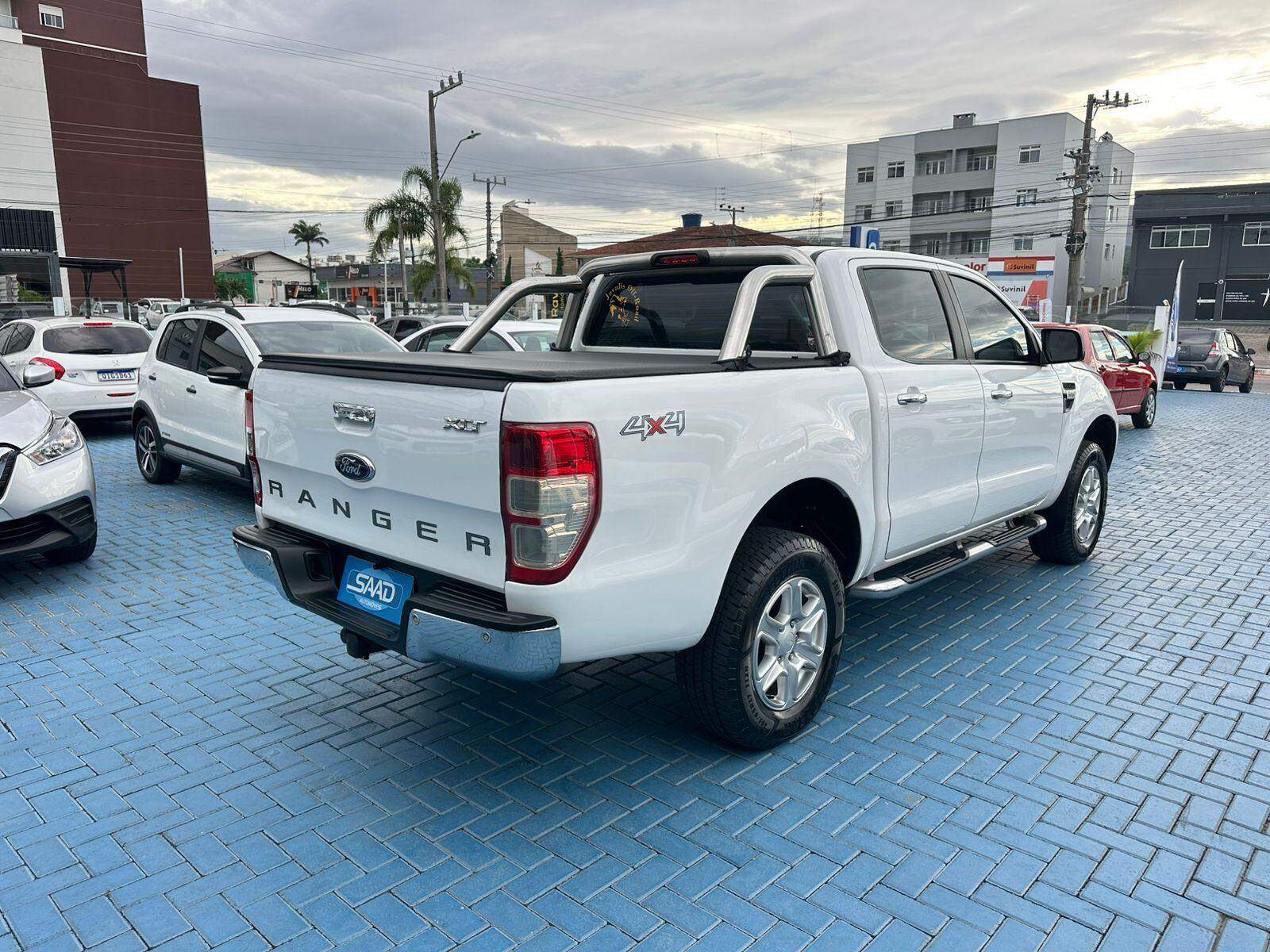 Foto número 802359 do veiculo