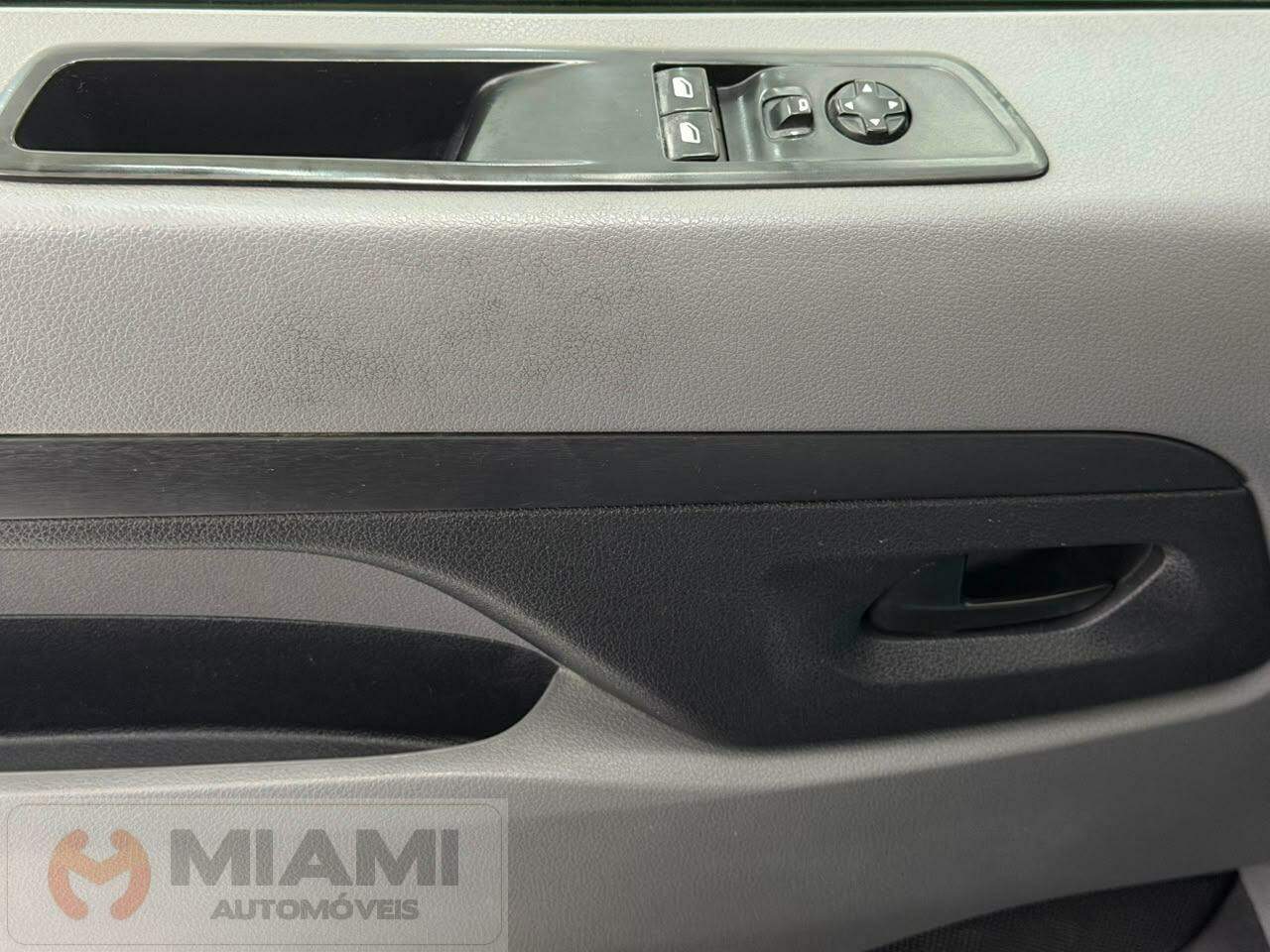 Foto número 830760 do veiculo
