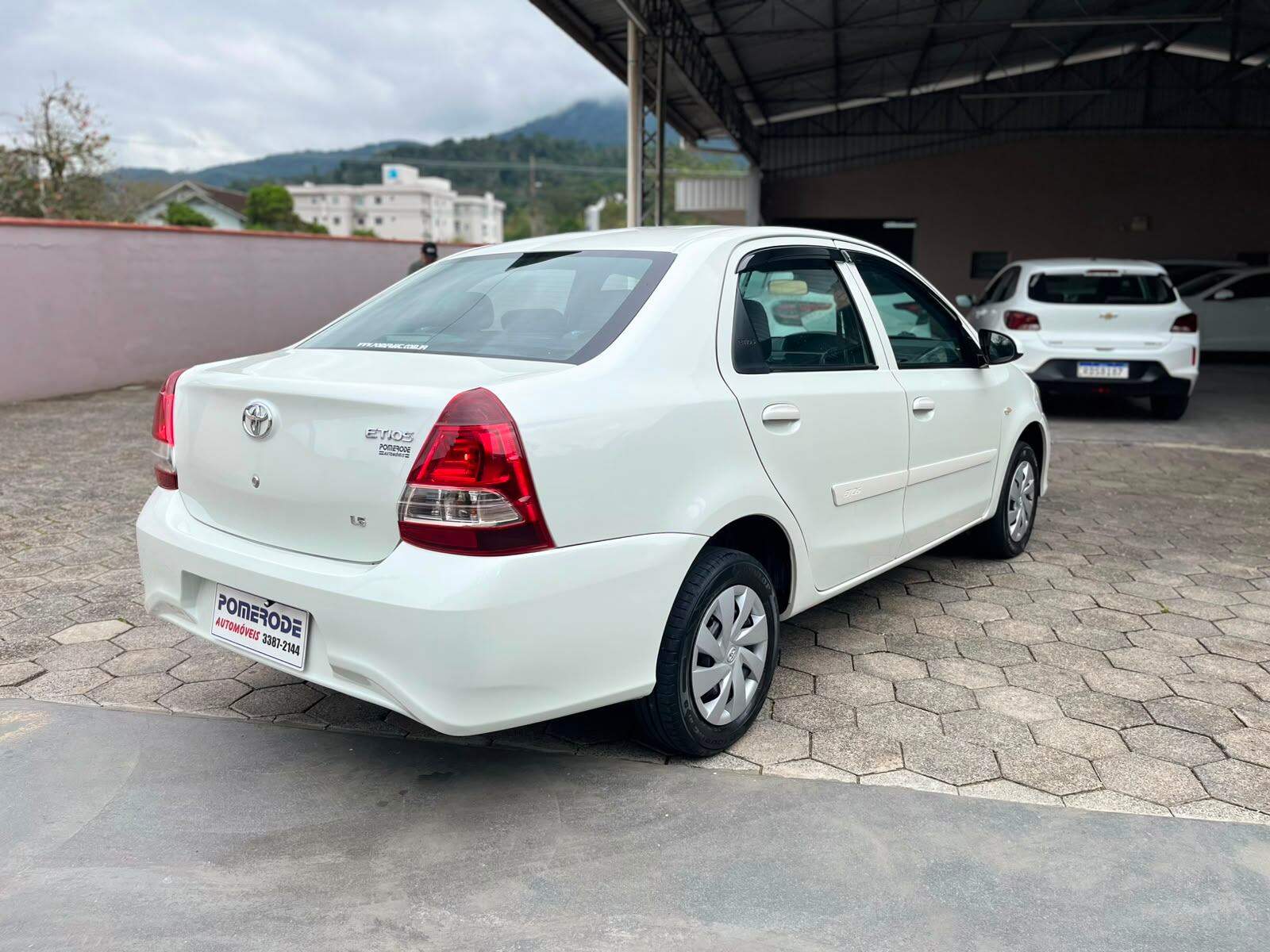 Foto número 822822 do veiculo