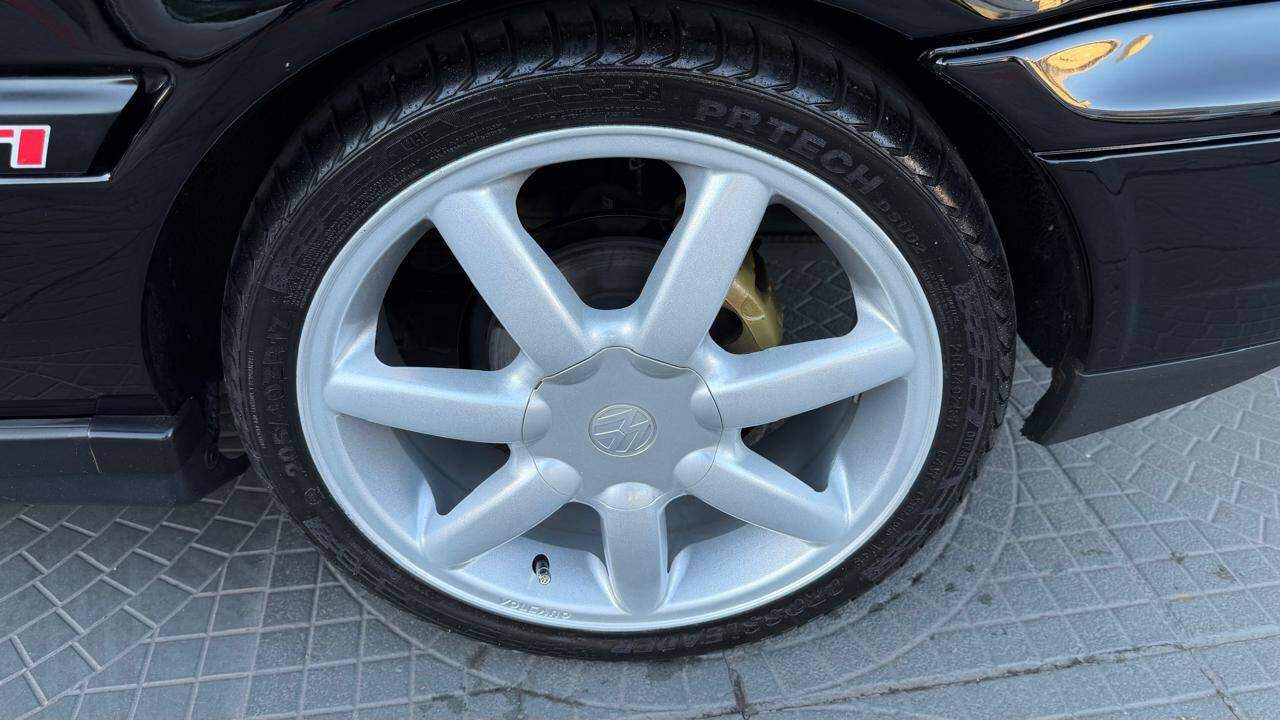 Foto número 878555 do veiculo