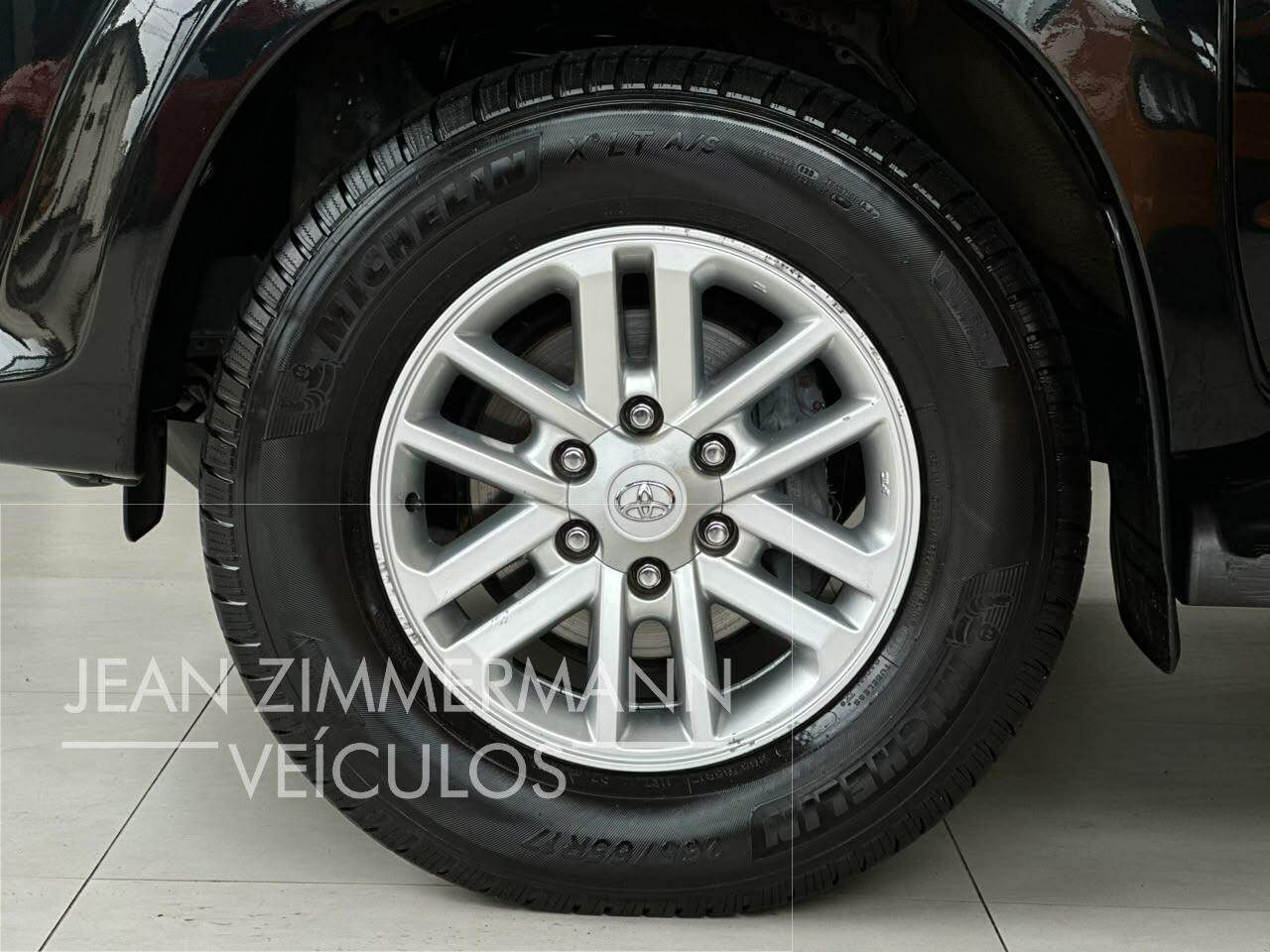 Foto número 872377 do veiculo