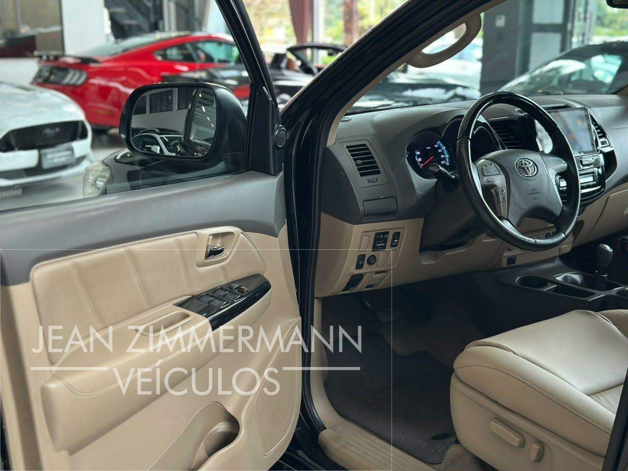 Foto número 872376 do veiculo