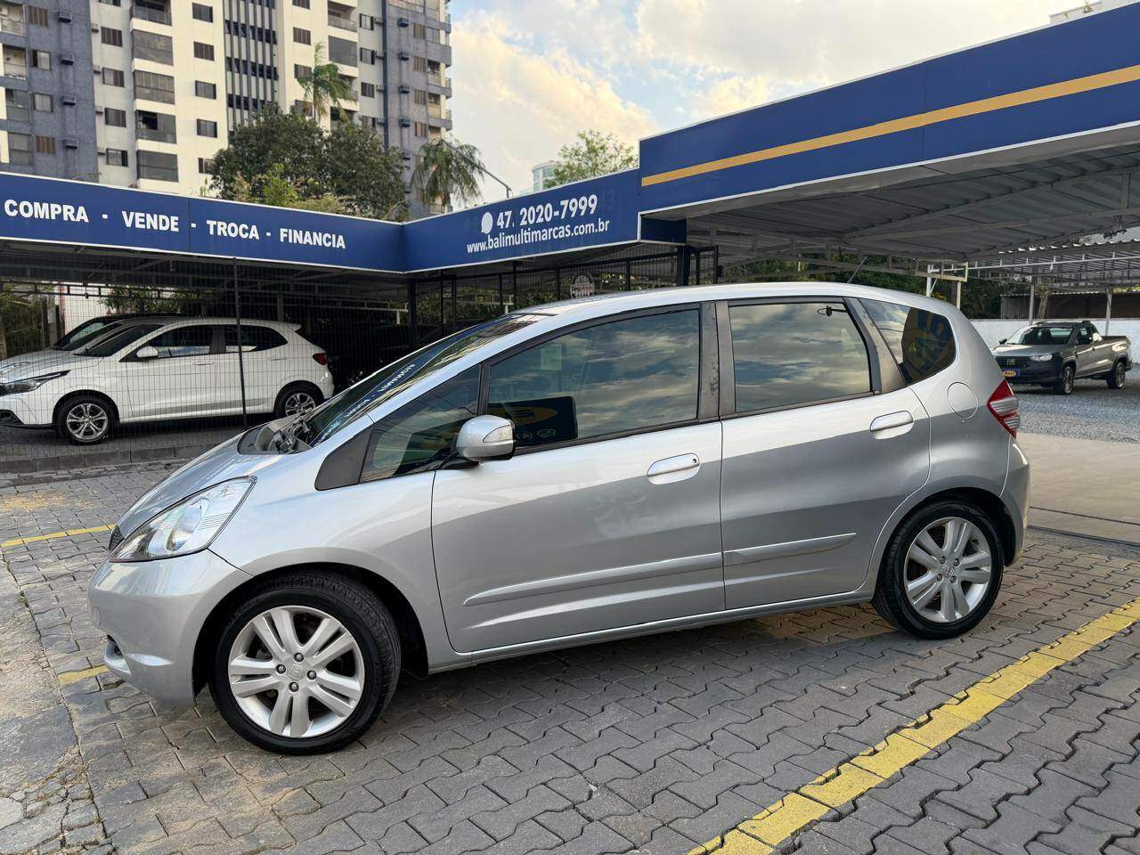 Foto número 897364 do veiculo