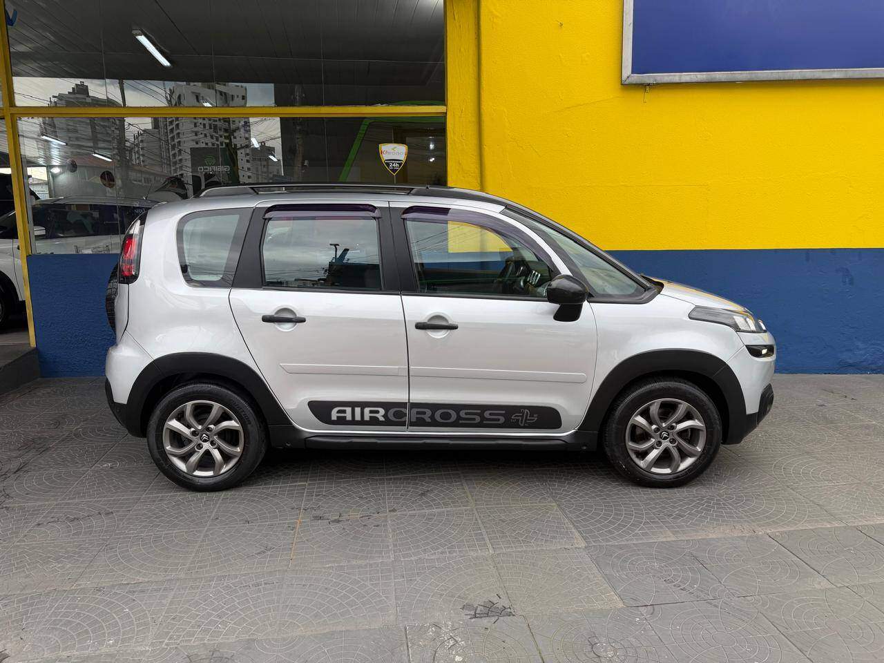 Foto número 876605 do veiculo