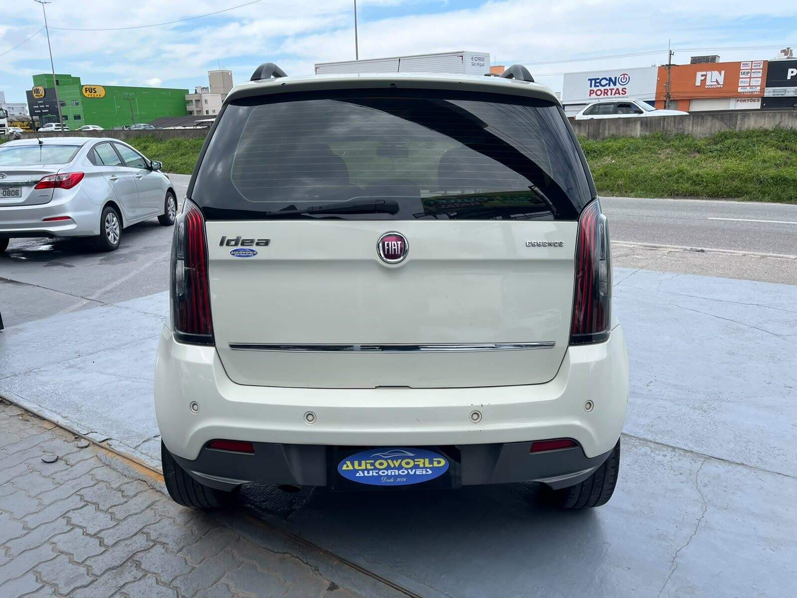 Foto número 920243 do veiculo