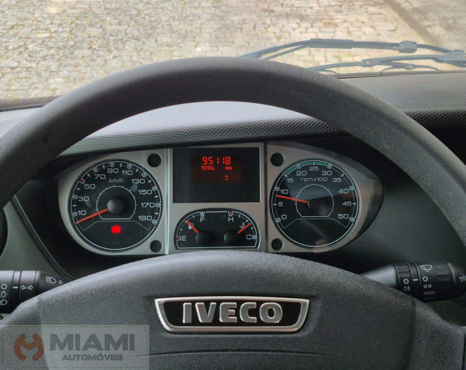 Foto número 931717 do veiculo