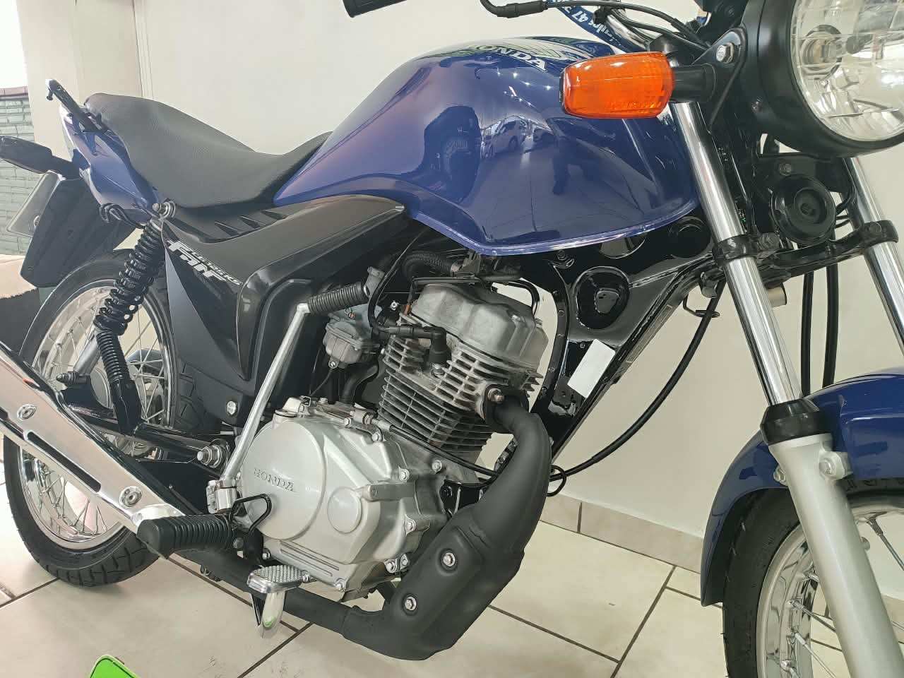 Foto número 945233 do veiculo